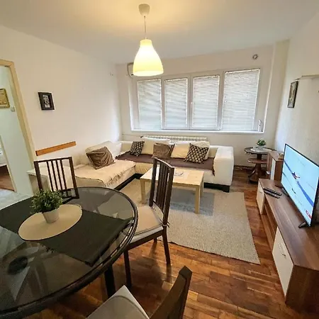 Slavija Mcd 公寓 贝尔格莱德