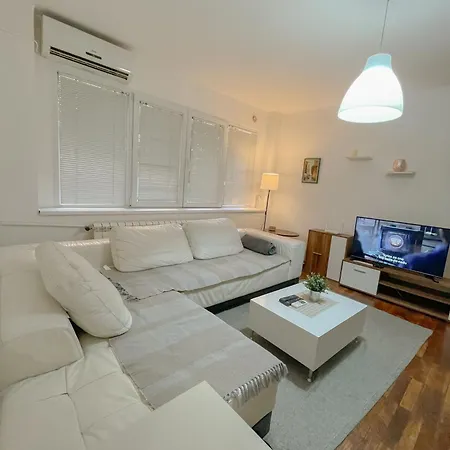 Slavija Mcd 公寓 贝尔格莱德